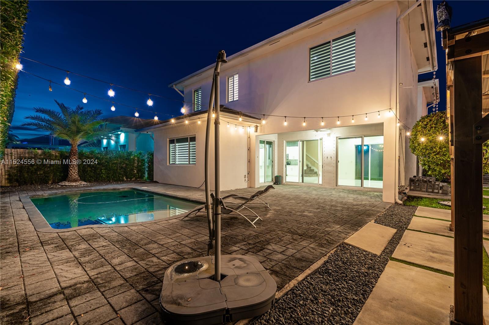 15018 SW 176th St, Miami, Florida 33187, 5 Bedrooms Bedrooms, ,4 BathroomsBathrooms,Residential,For Sale,15018 SW 176th St,A11524556