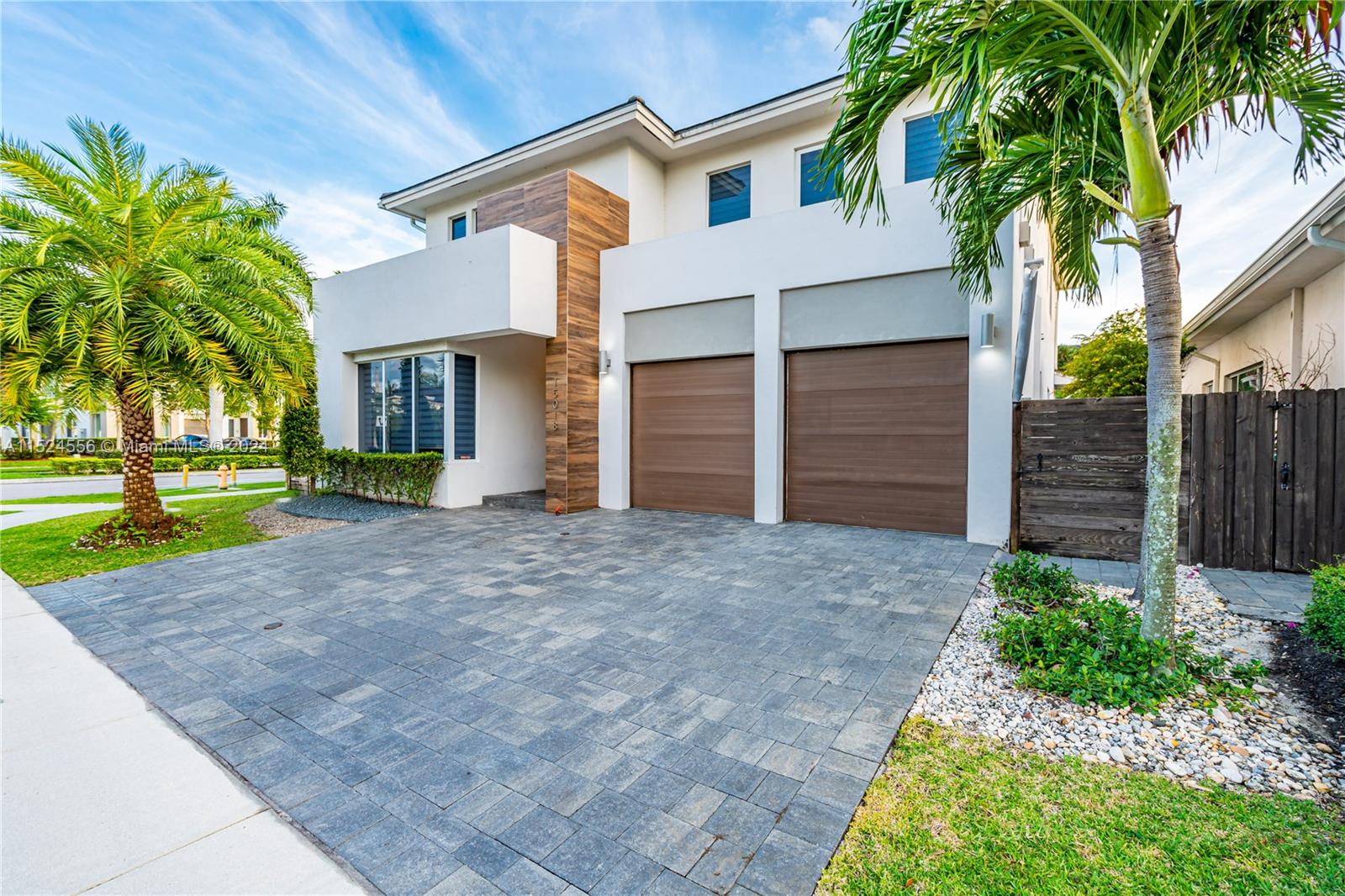 15018 SW 176th St, Miami, Florida 33187, 5 Bedrooms Bedrooms, ,4 BathroomsBathrooms,Residential,For Sale,15018 SW 176th St,A11524556