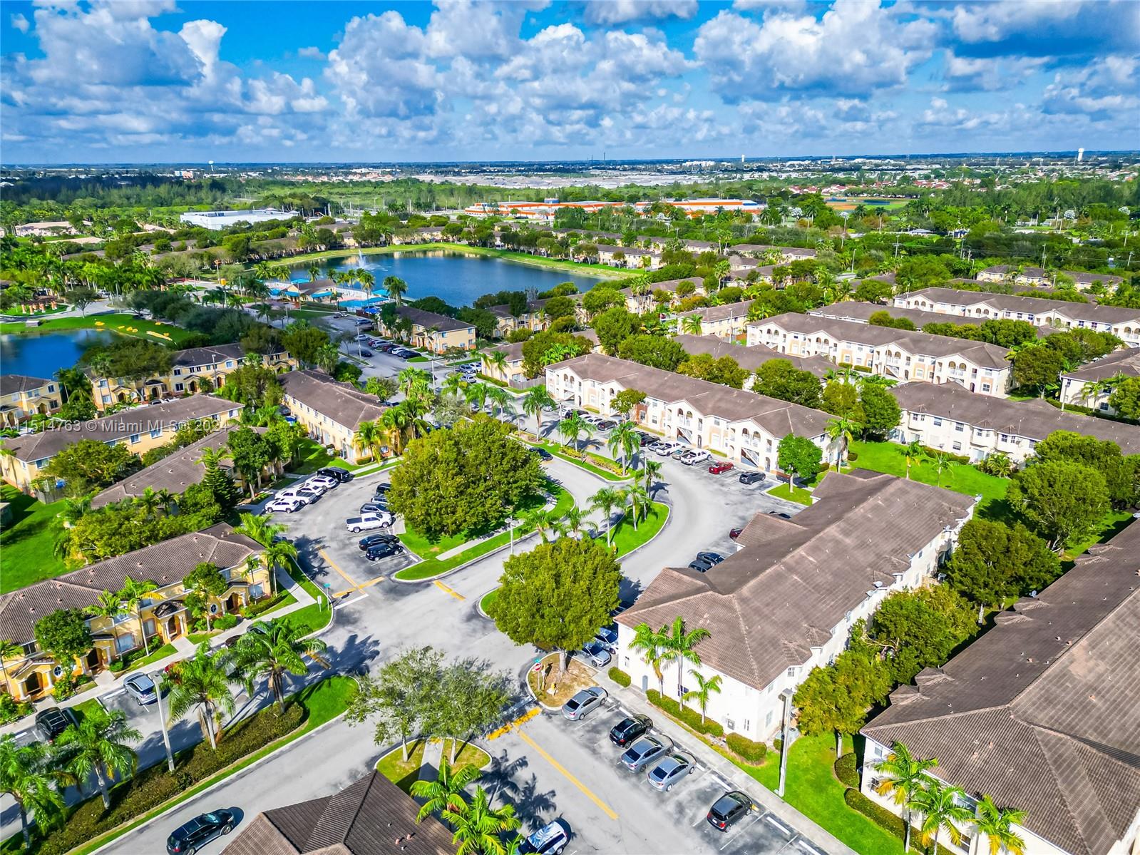 2711 SE 16th Ave 205, Homestead, Florida 33035, 3 Bedrooms Bedrooms, ,2 BathroomsBathrooms,Residential,For Sale,2711 SE 16th Ave 205,A11514763