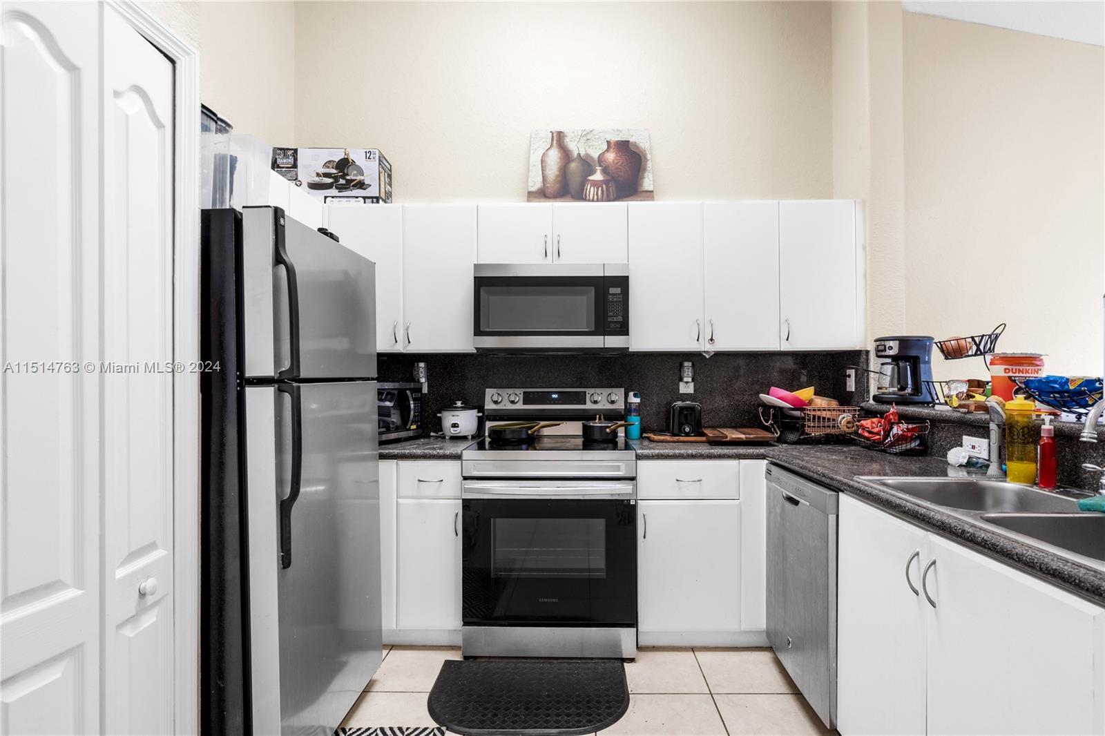 2711 SE 16th Ave 205, Homestead, Florida 33035, 3 Bedrooms Bedrooms, ,2 BathroomsBathrooms,Residential,For Sale,2711 SE 16th Ave 205,A11514763