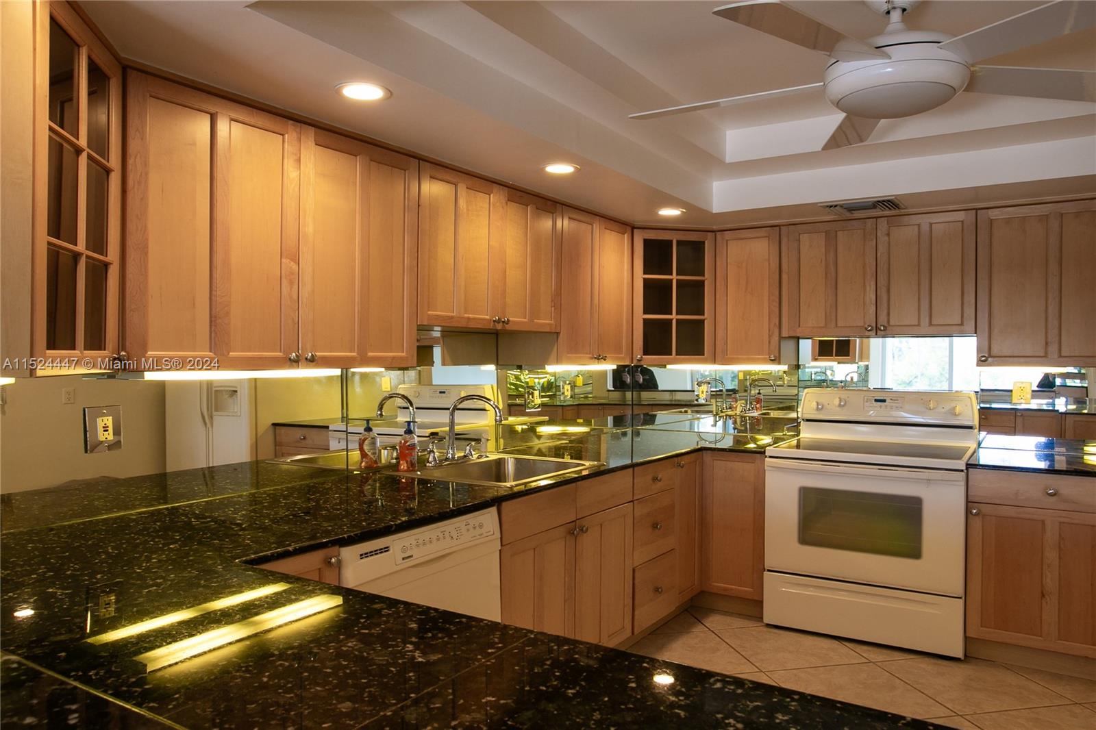 400 Diplomat Pkwy 514, Hallandale Beach, Florida 33009, 2 Bedrooms Bedrooms, ,2 BathroomsBathrooms,Residential,For Sale,400 Diplomat Pkwy 514,A11524447