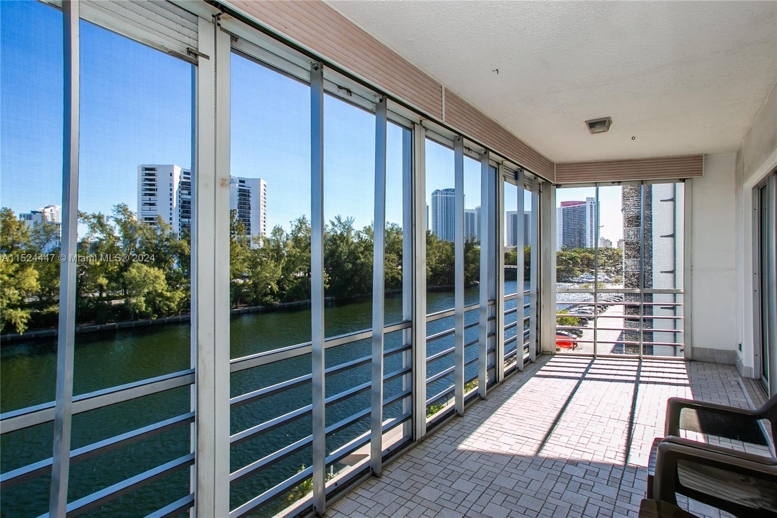 400 Diplomat Pkwy 514, Hallandale Beach, Florida 33009, 2 Bedrooms Bedrooms, ,2 BathroomsBathrooms,Residential,For Sale,400 Diplomat Pkwy 514,A11524447