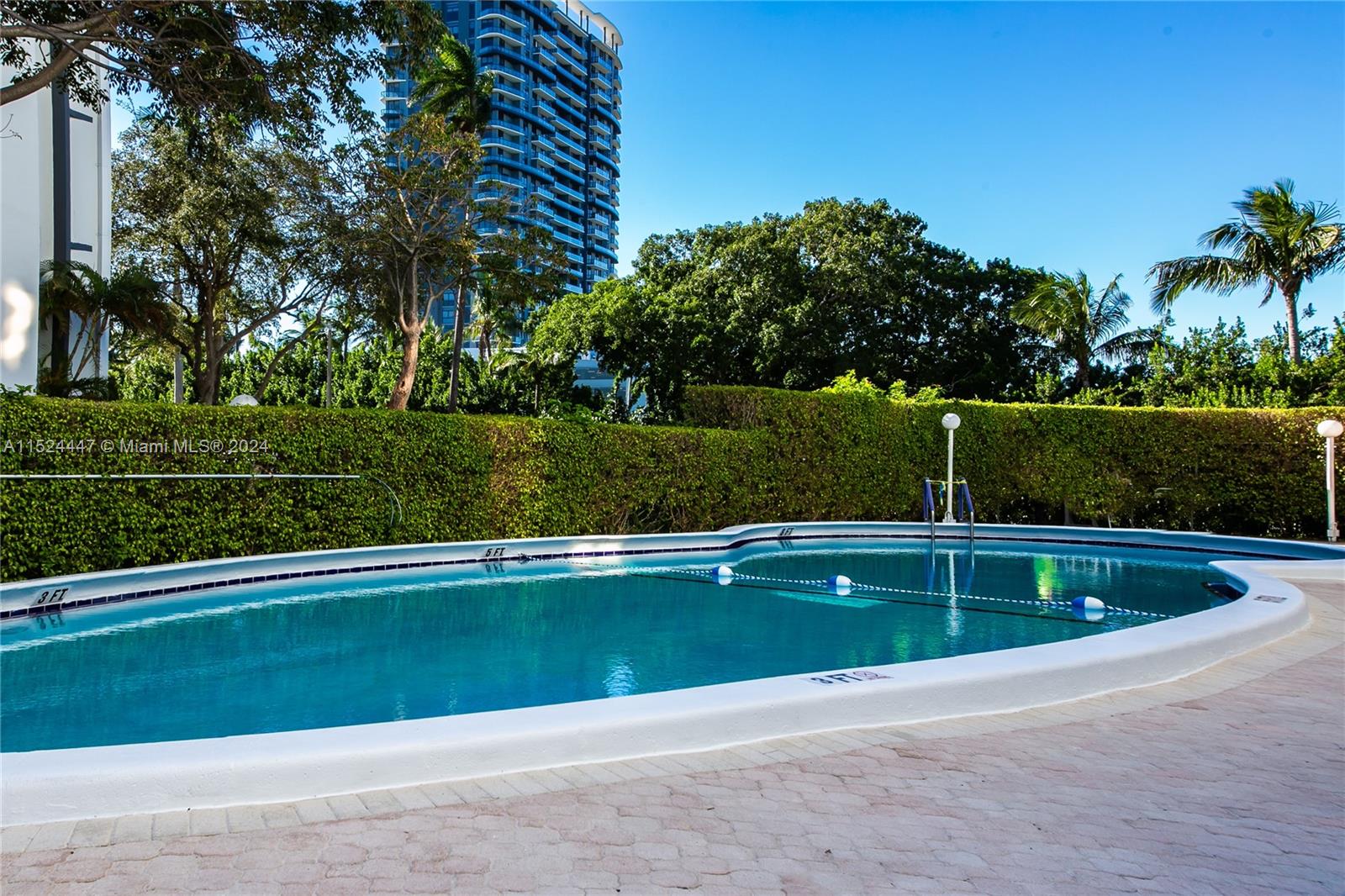 400 Diplomat Pkwy 514, Hallandale Beach, Florida 33009, 2 Bedrooms Bedrooms, ,2 BathroomsBathrooms,Residential,For Sale,400 Diplomat Pkwy 514,A11524447