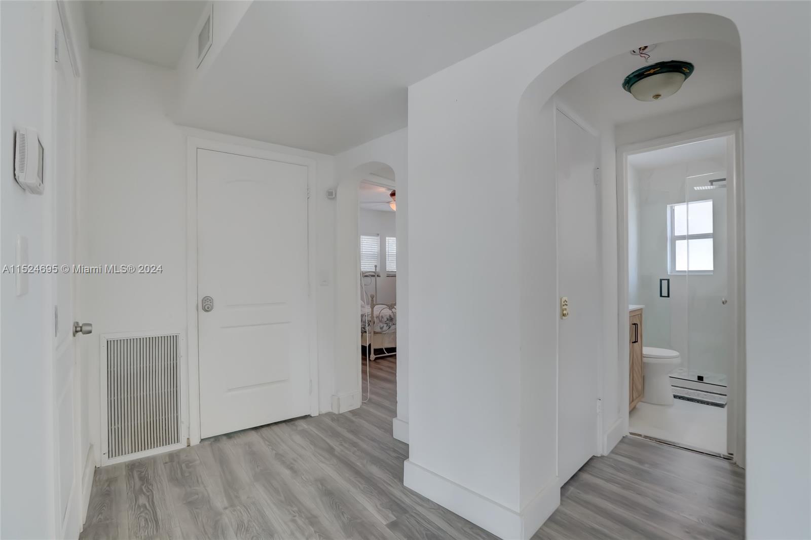 1st floor, 5 bedrooms 4 baths.
