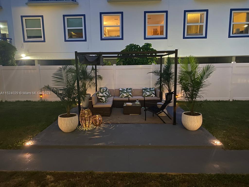 1135 101st St 3, Bay Harbor Islands, Florida 33154, 2 Bedrooms Bedrooms, ,2 BathroomsBathrooms,Residentiallease,For Rent,1135 101st St 3,A11524029