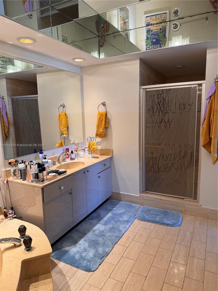 20281 E Country Club Dr 2402, Aventura, Florida 33180, 2 Bedrooms Bedrooms, ,2 BathroomsBathrooms,Residential,For Sale,20281 E Country Club Dr 2402,A11520250