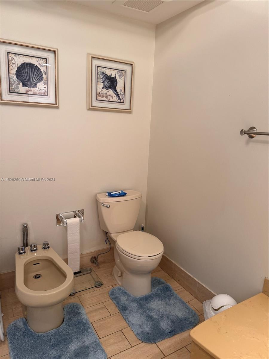 20281 E Country Club Dr 2402, Aventura, Florida 33180, 2 Bedrooms Bedrooms, ,2 BathroomsBathrooms,Residential,For Sale,20281 E Country Club Dr 2402,A11520250