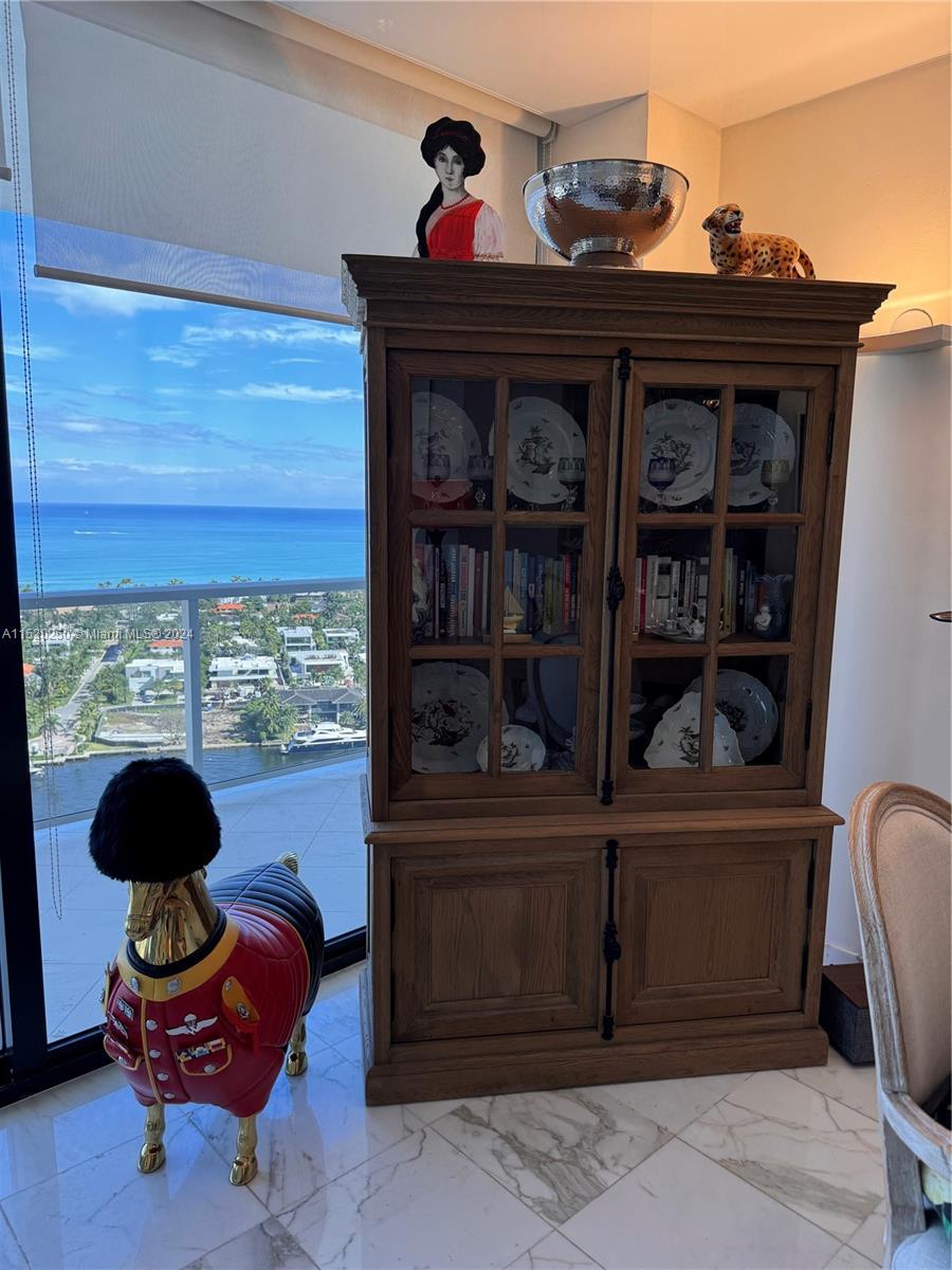 20281 E Country Club Dr 2402, Aventura, Florida 33180, 2 Bedrooms Bedrooms, ,2 BathroomsBathrooms,Residential,For Sale,20281 E Country Club Dr 2402,A11520250