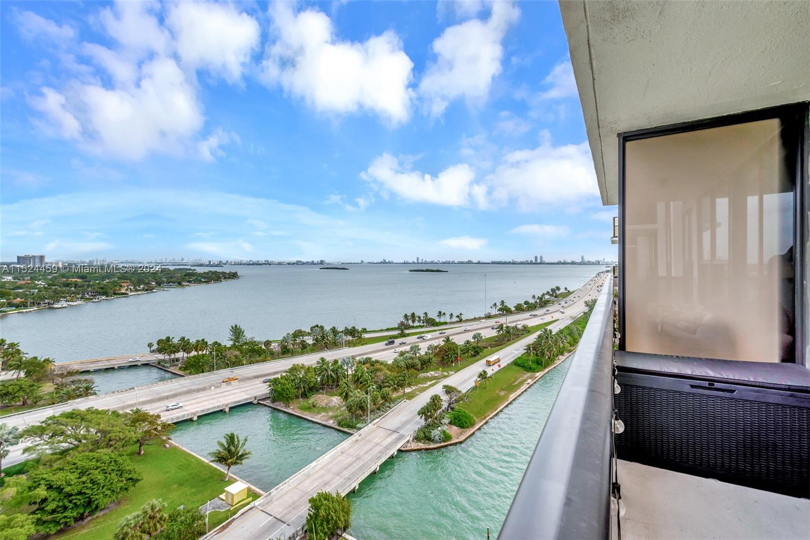 600 NE 36th St 1910, Miami, Florida 33137, 2 Bedrooms Bedrooms, ,1 BathroomBathrooms,Residential,For Sale,600 NE 36th St 1910,A11524459