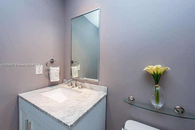 1331 Brickell Bay DR. 501, Miami, Florida 33131, 2 Bedrooms Bedrooms, ,2 BathroomsBathrooms,Residential,For Sale,1331 Brickell Bay DR. 501,A11524837