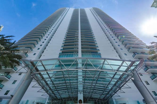 1331 Brickell Bay DR. 501, Miami, Florida 33131, 2 Bedrooms Bedrooms, ,2 BathroomsBathrooms,Residential,For Sale,1331 Brickell Bay DR. 501,A11524837