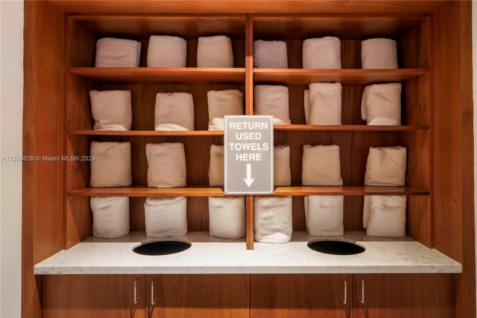 230 Water Way, Miami Beach, FL, 33141 United States, 5 Bedrooms Bedrooms, ,5 BathroomsBathrooms,Residential,For Sale,Water Way,A11520626