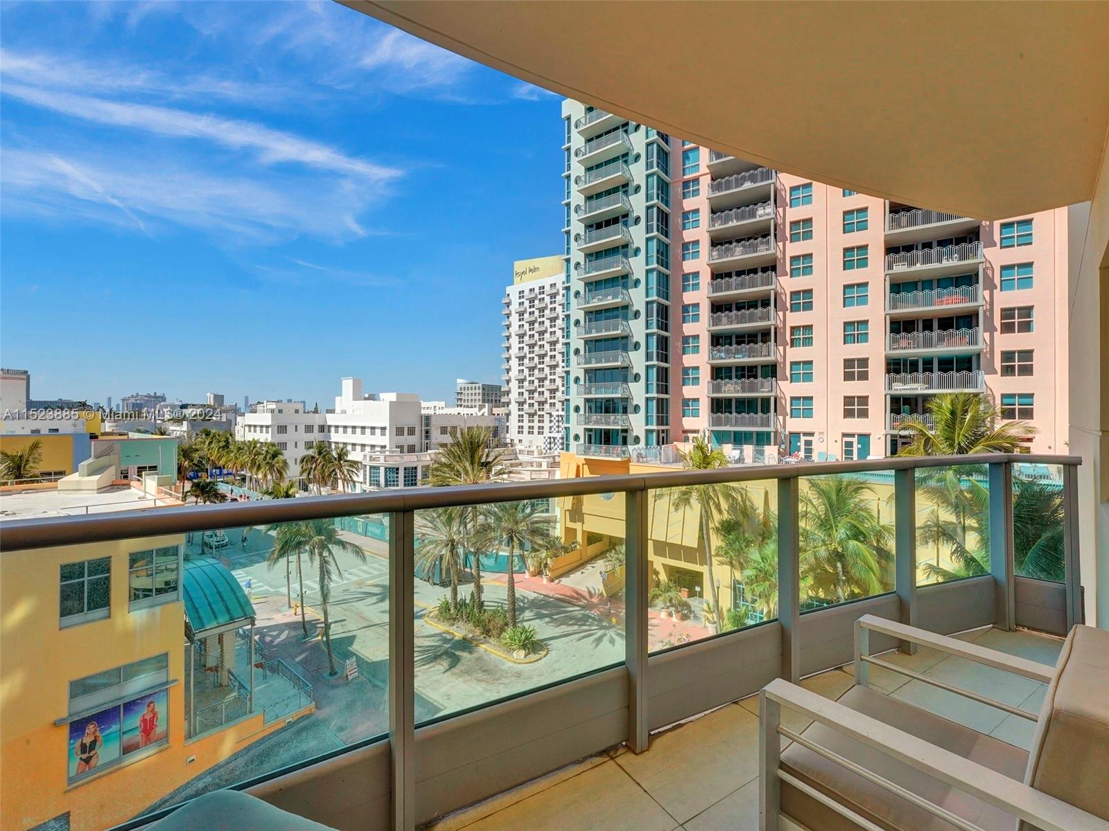 1455 Ocean Dr 610, Miami Beach, Florida 33139, 2 Bedrooms Bedrooms, ,2 BathroomsBathrooms,Residentiallease,For Rent,1455 Ocean Dr 610,A11523885