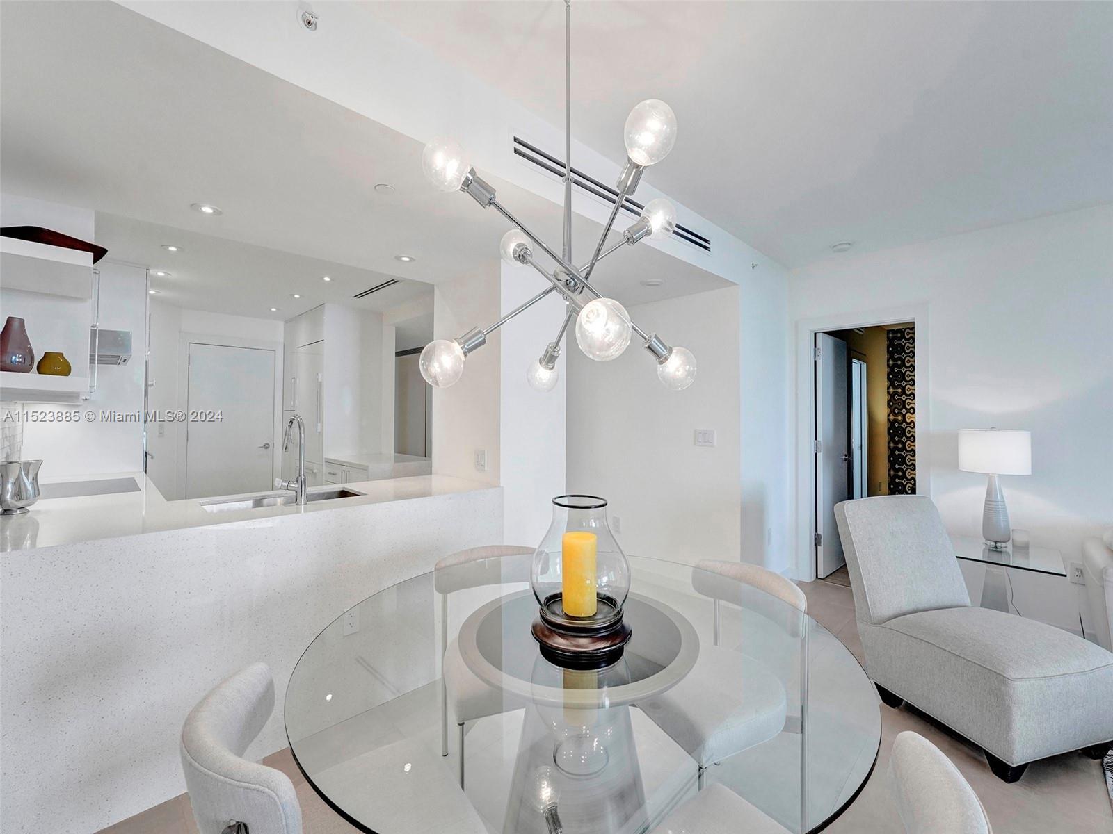 1455 Ocean Dr 610, Miami Beach, Florida 33139, 2 Bedrooms Bedrooms, ,2 BathroomsBathrooms,Residentiallease,For Rent,1455 Ocean Dr 610,A11523885