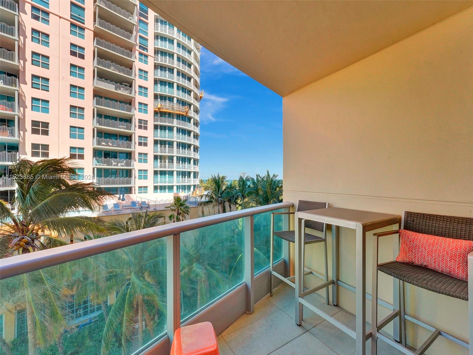 1455 Ocean Dr 610, Miami Beach, Florida 33139, 2 Bedrooms Bedrooms, ,2 BathroomsBathrooms,Residentiallease,For Rent,1455 Ocean Dr 610,A11523885