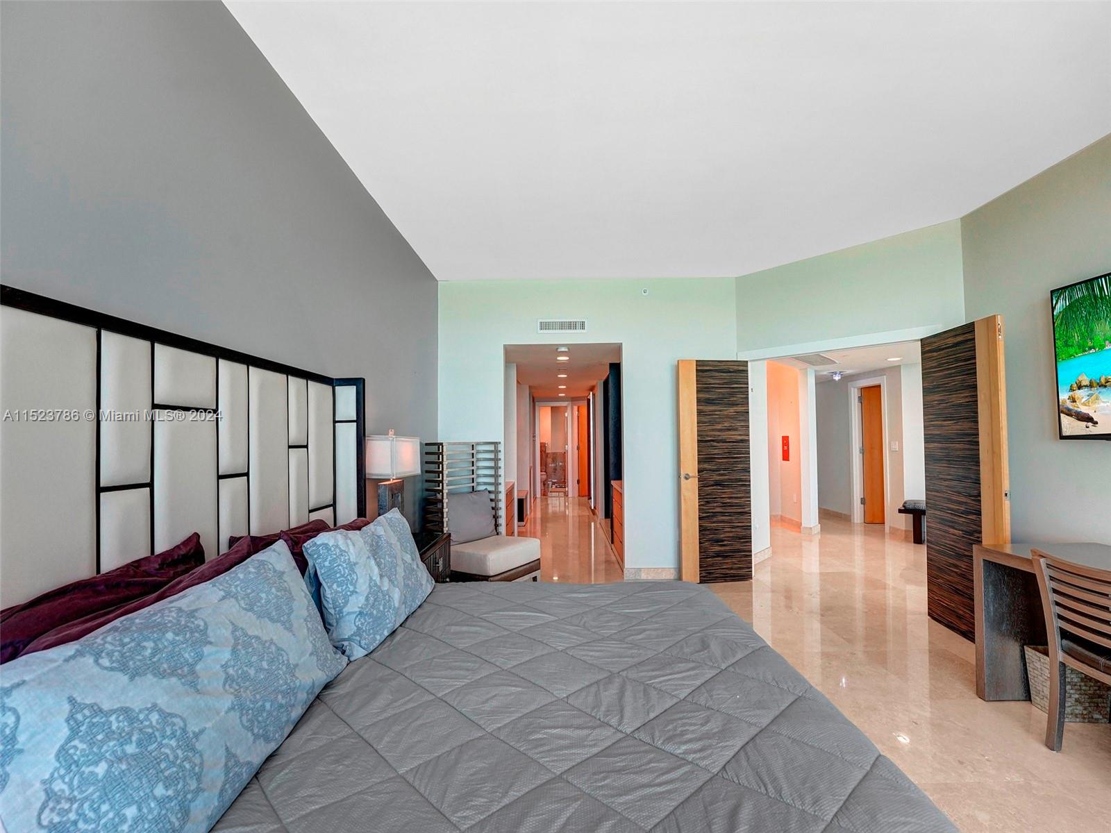 1455 Ocean Dr 1609, Miami Beach, Florida 33139, 3 Bedrooms Bedrooms, ,4 BathroomsBathrooms,Residentiallease,For Rent,1455 Ocean Dr 1609,A11523786