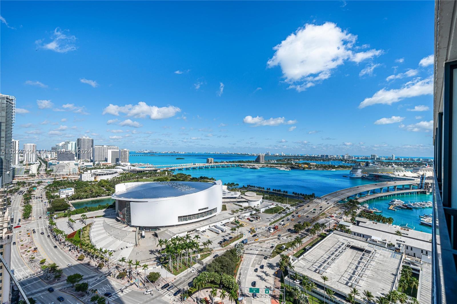 398 NE 5th St 2303, Miami, Florida 33132, 1 Bedroom Bedrooms, ,1 BathroomBathrooms,Residential,For Sale,398 NE 5th St 2303,A11524919