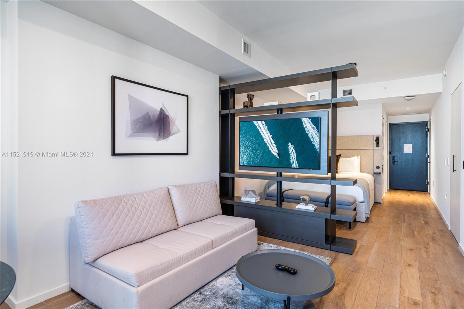 398 NE 5th St 2303, Miami, Florida 33132, 1 Bedroom Bedrooms, ,1 BathroomBathrooms,Residential,For Sale,398 NE 5th St 2303,A11524919