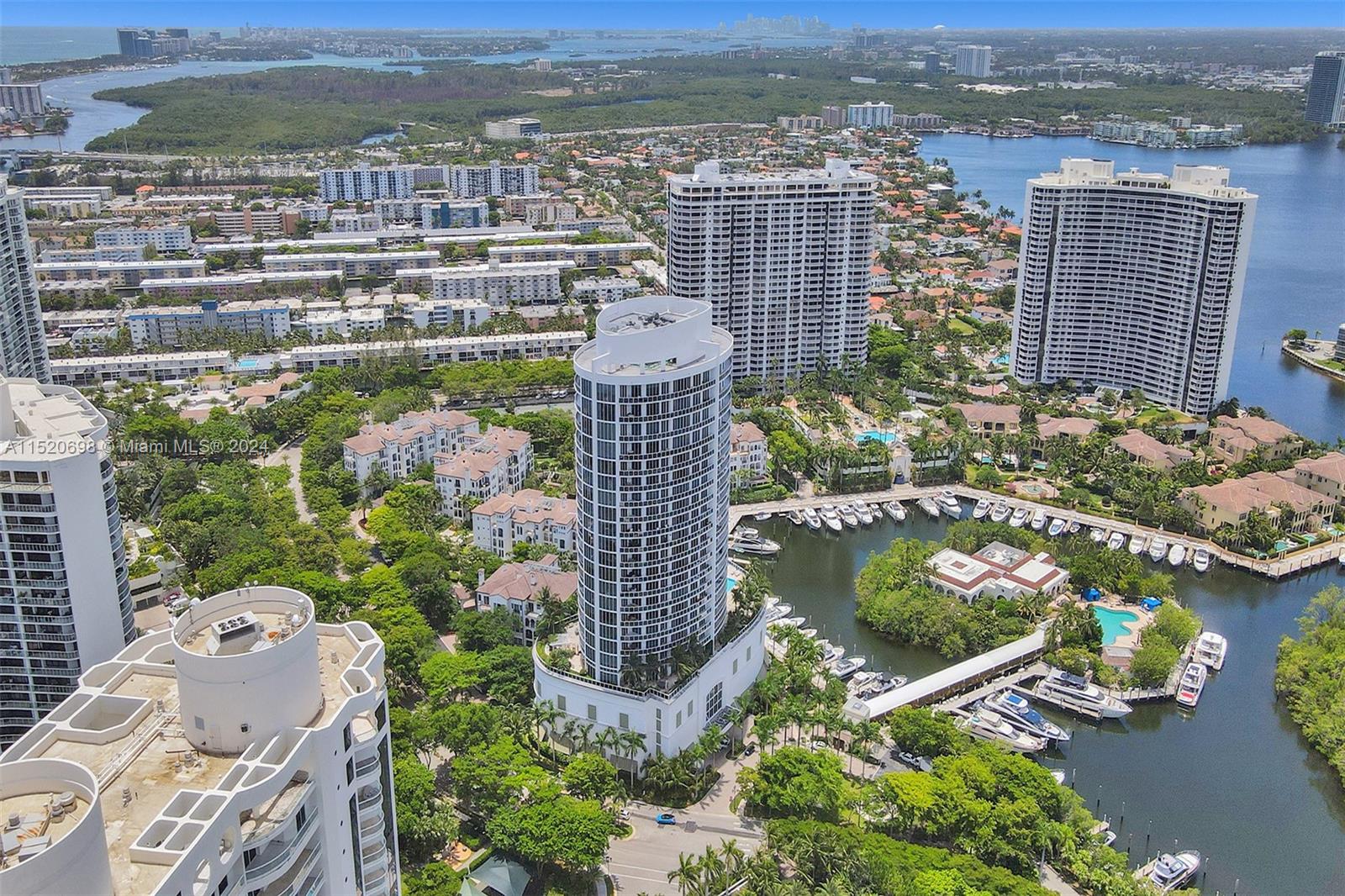 4100 Island Blvd, Aventura, FL, 33160 United States, 3 Bedrooms Bedrooms, ,3 BathroomsBathrooms,Residential,For Sale,Island Blvd,A11520698