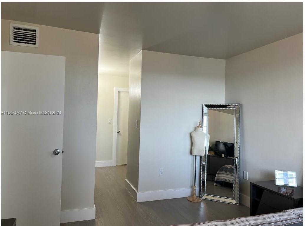 3600 NE 170 Street 308D, North Miami Beach, Florida 33160, 1 Bedroom Bedrooms, ,1 BathroomBathrooms,Residential,For Sale,3600 NE 170 Street 308D,A11524537