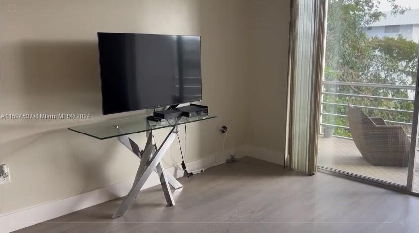 3600 NE 170 Street 308D, North Miami Beach, Florida 33160, 1 Bedroom Bedrooms, ,1 BathroomBathrooms,Residential,For Sale,3600 NE 170 Street 308D,A11524537