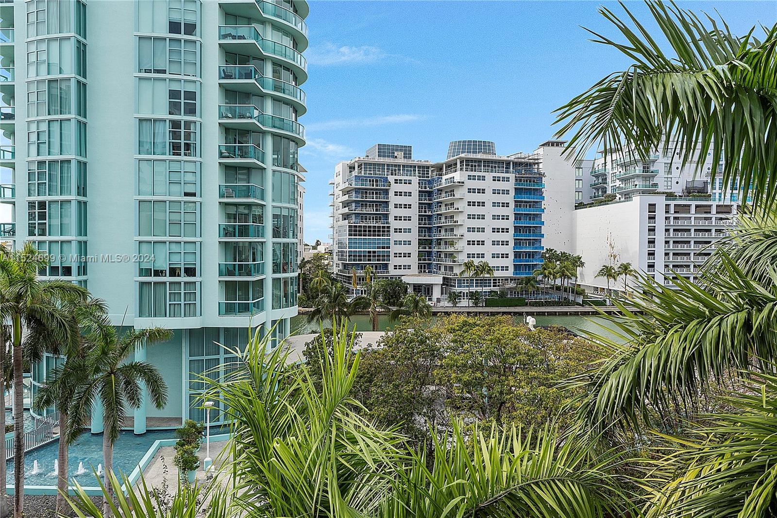 6000 Collins Ave 510, Miami Beach, Florida 33140, 1 Bedroom Bedrooms, ,1 BathroomBathrooms,Residential,For Sale,6000 Collins Ave 510,A11524699