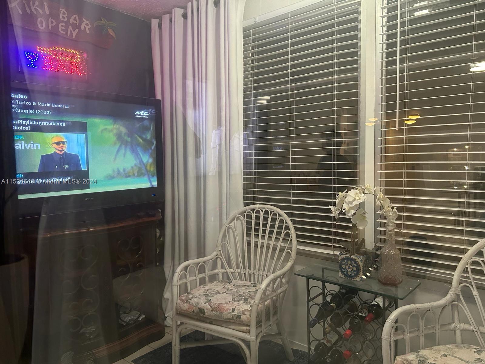 2850 Somerset Dr 410L, Lauderdale Lakes, Florida 33311, 2 Bedrooms Bedrooms, ,2 BathroomsBathrooms,Residential,For Sale,2850 Somerset Dr 410L,A11524649