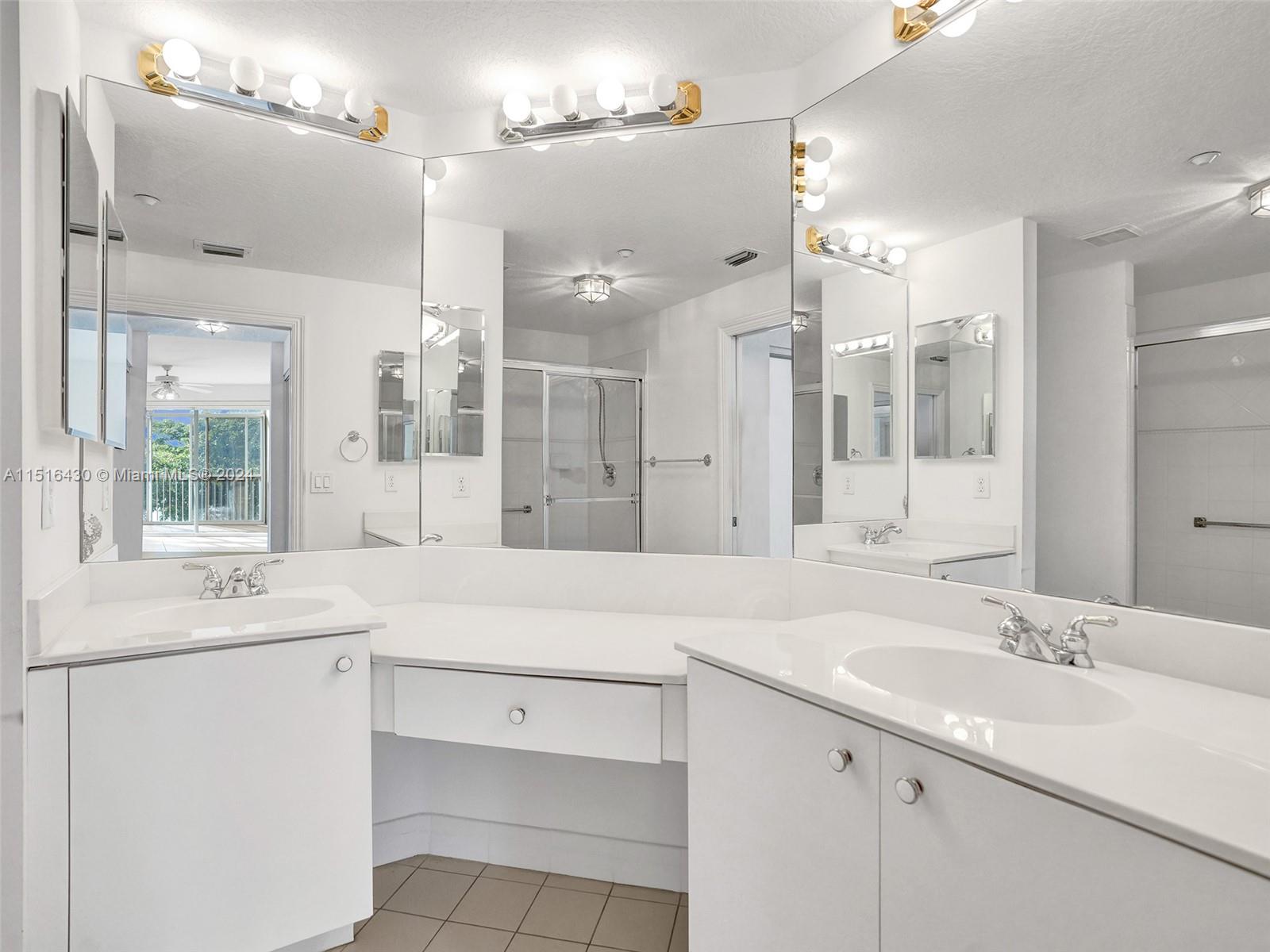 7623 Southampton Ter 305, Tamarac, Florida 33321, 2 Bedrooms Bedrooms, ,2 BathroomsBathrooms,Residential,For Sale,7623 Southampton Ter 305,A11516430