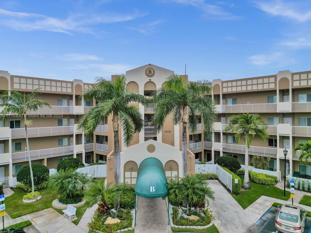 7623 Southampton Ter 305, Tamarac, Florida 33321, 2 Bedrooms Bedrooms, ,2 BathroomsBathrooms,Residential,For Sale,7623 Southampton Ter 305,A11516430