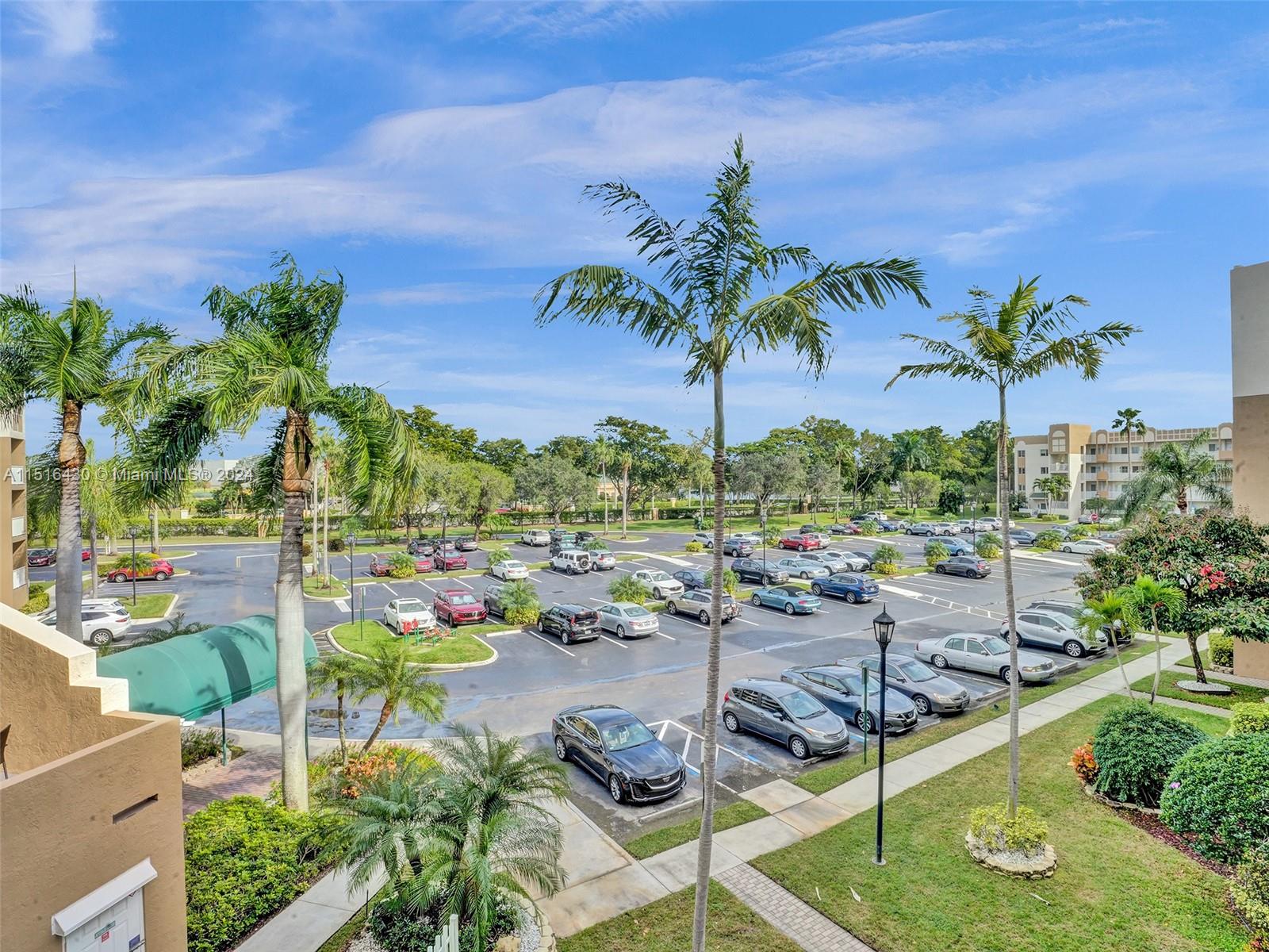 7623 Southampton Ter 305, Tamarac, Florida 33321, 2 Bedrooms Bedrooms, ,2 BathroomsBathrooms,Residential,For Sale,7623 Southampton Ter 305,A11516430