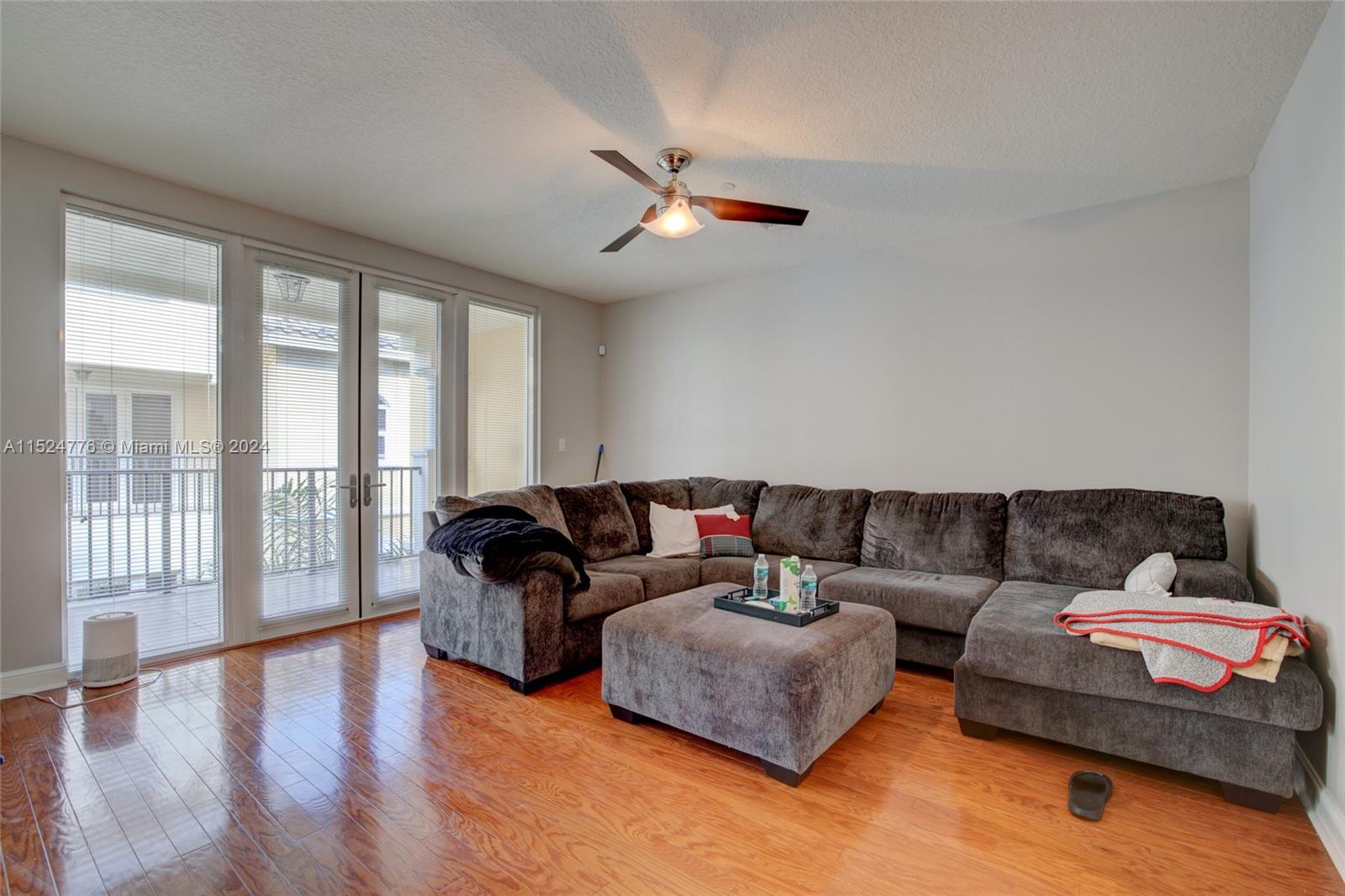 835 16th Ter, Fort Lauderdale, FL, 33304 United States, 4 Bedrooms Bedrooms, ,3 BathroomsBathrooms,Residential,For Sale,16th Ter,A11524776