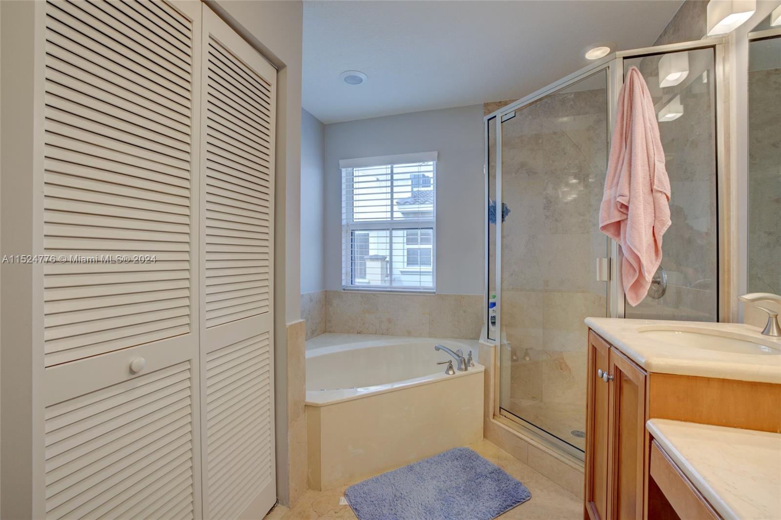 835 16th Ter, Fort Lauderdale, FL, 33304 United States, 4 Bedrooms Bedrooms, ,3 BathroomsBathrooms,Residential,For Sale,16th Ter,A11524776