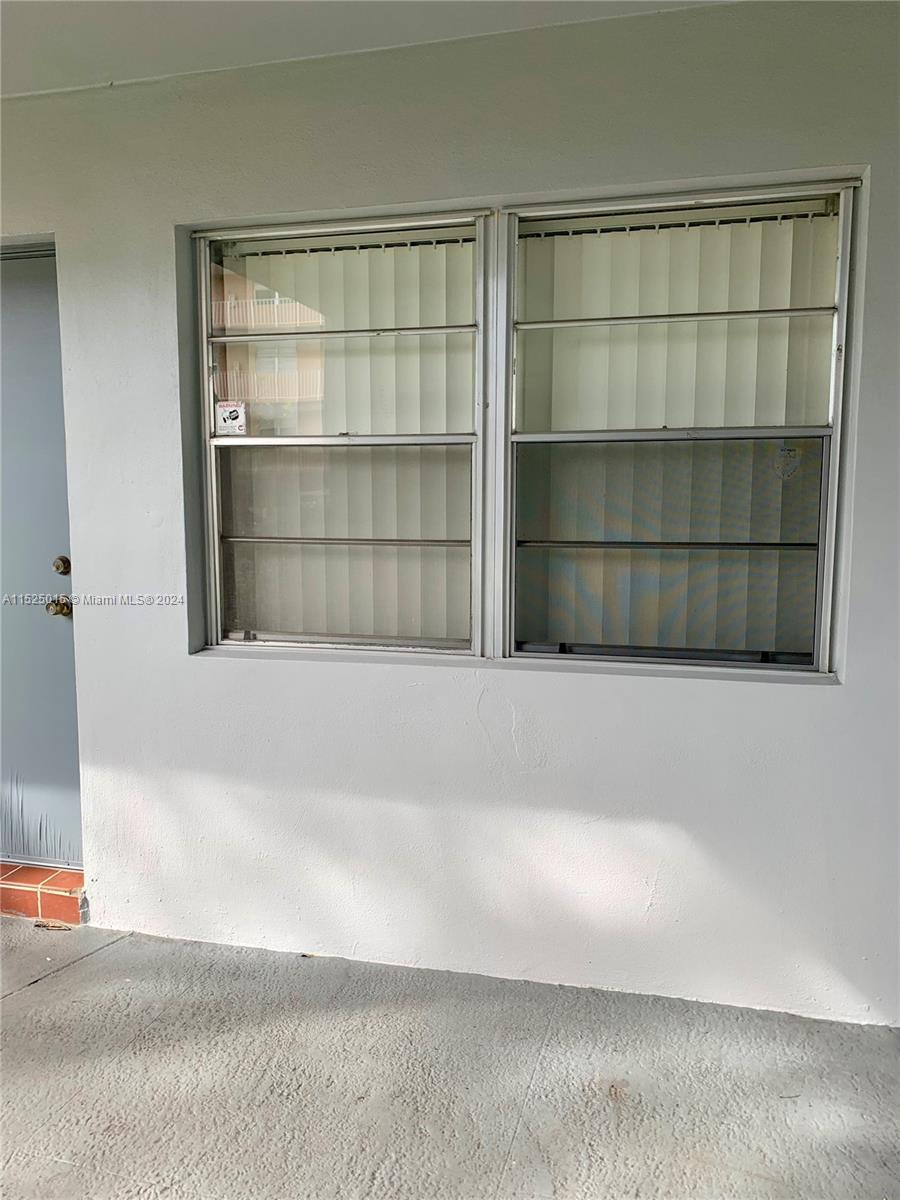 Hollywood, Florida 33021, 1 Bedroom Bedrooms, ,1 BathroomBathrooms,Residential,For Sale,A11525015