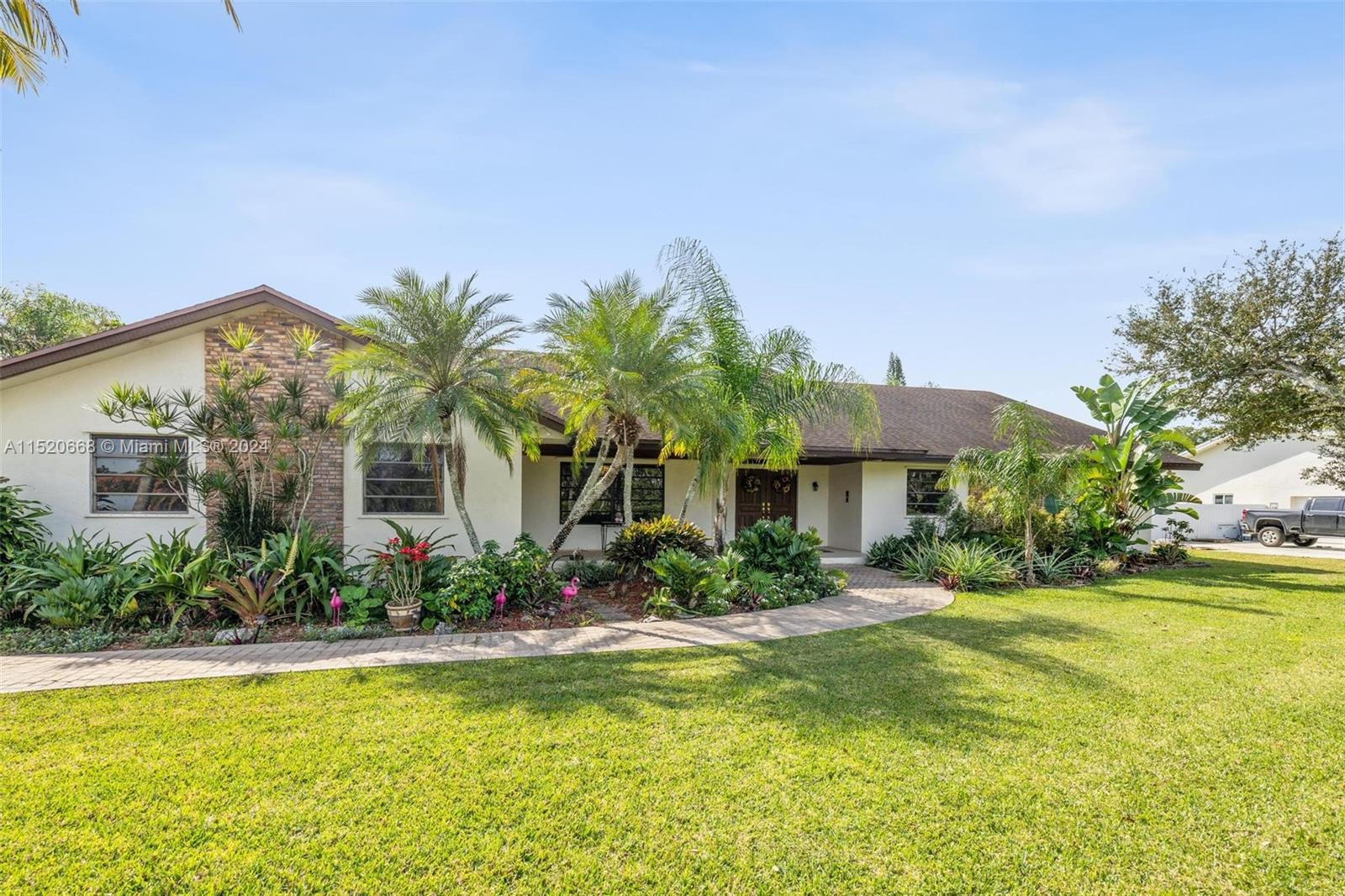 16860 SW 274th St  For Sale A11520668, FL