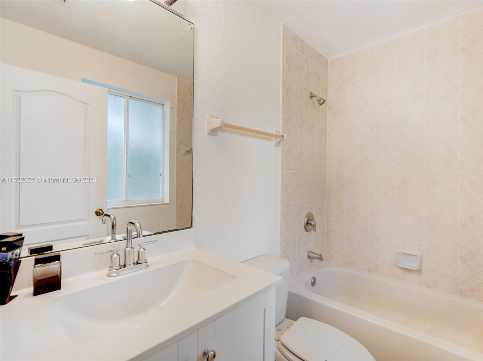 2336 SE 10th St, Homestead, Florida 33035, 3 Bedrooms Bedrooms, ,2 BathroomsBathrooms,Residential,For Sale,2336 SE 10th St,A11522027