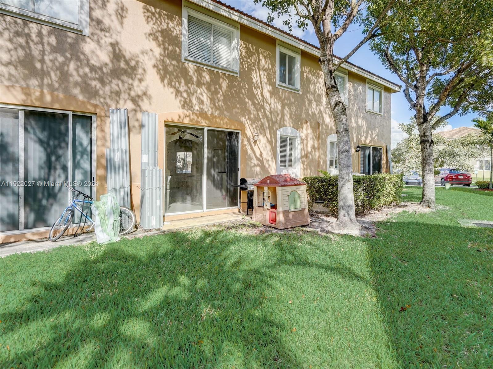 2336 SE 10th St, Homestead, Florida 33035, 3 Bedrooms Bedrooms, ,2 BathroomsBathrooms,Residential,For Sale,2336 SE 10th St,A11522027