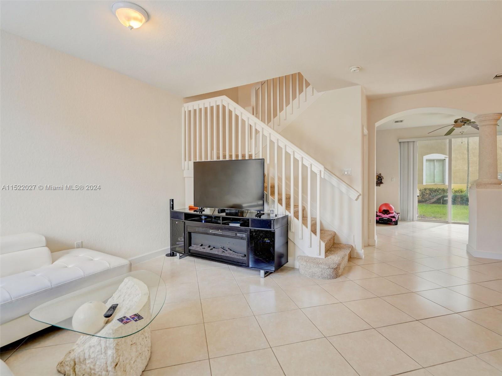 2336 SE 10th St, Homestead, Florida 33035, 3 Bedrooms Bedrooms, ,2 BathroomsBathrooms,Residential,For Sale,2336 SE 10th St,A11522027