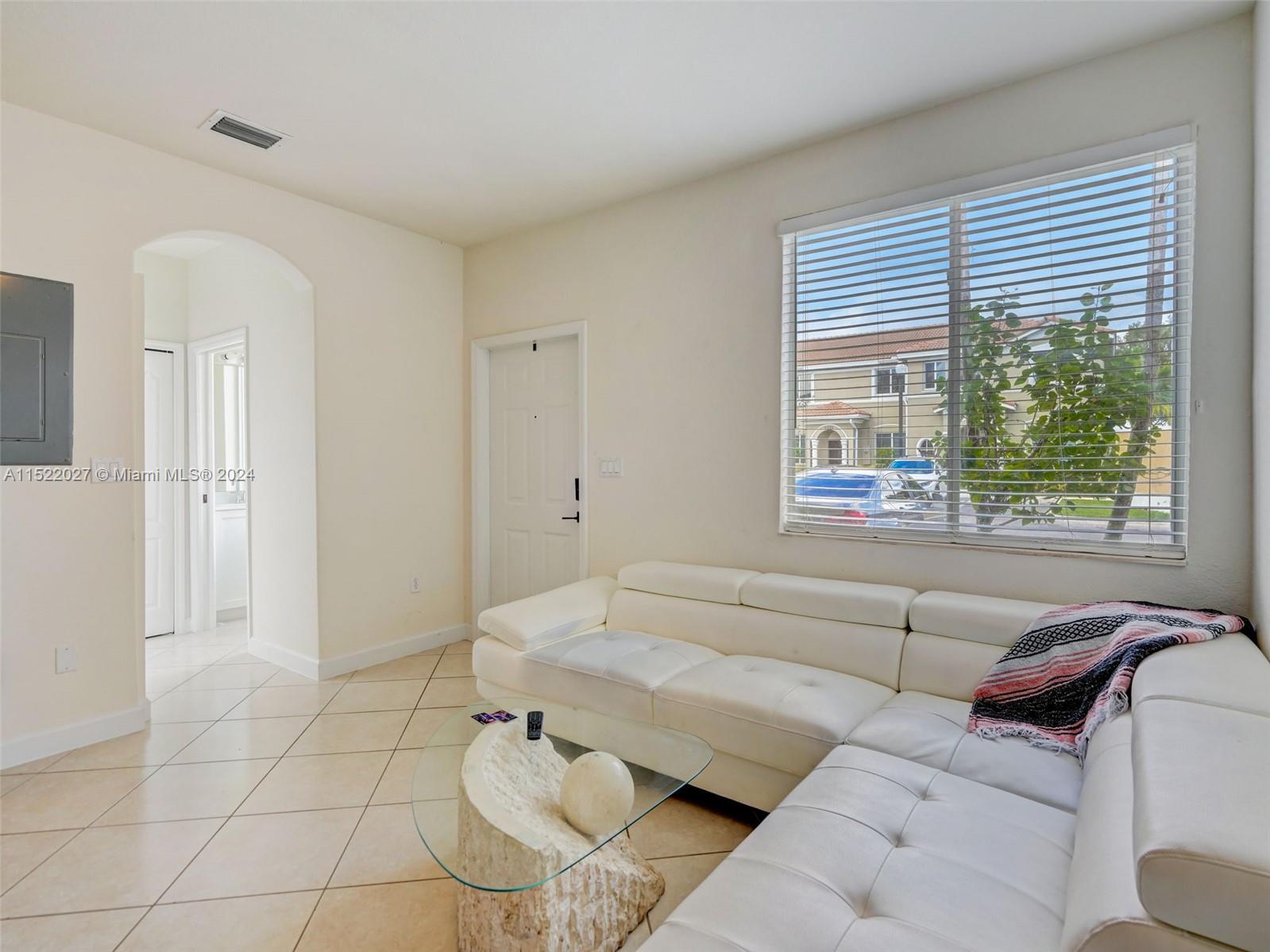 2336 SE 10th St, Homestead, Florida 33035, 3 Bedrooms Bedrooms, ,2 BathroomsBathrooms,Residential,For Sale,2336 SE 10th St,A11522027