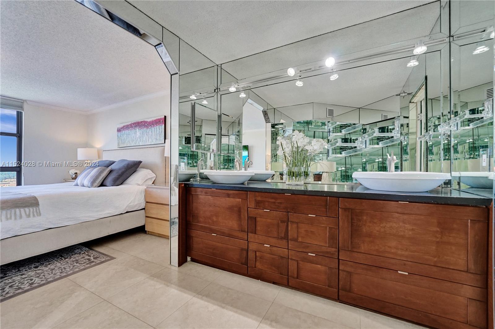 3500 Mystic Pointe Dr 3601, Aventura, Florida 33180, 3 Bedrooms Bedrooms, ,3 BathroomsBathrooms,Residentiallease,For Rent,3500 Mystic Pointe Dr 3601,A11524028