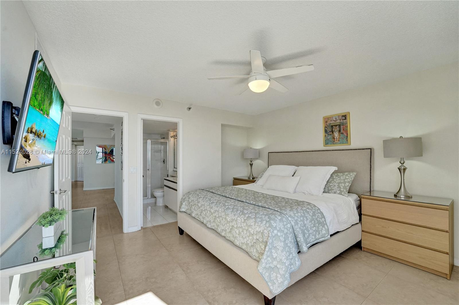 3500 Mystic Pointe Dr 3601, Aventura, Florida 33180, 3 Bedrooms Bedrooms, ,3 BathroomsBathrooms,Residentiallease,For Rent,3500 Mystic Pointe Dr 3601,A11524028