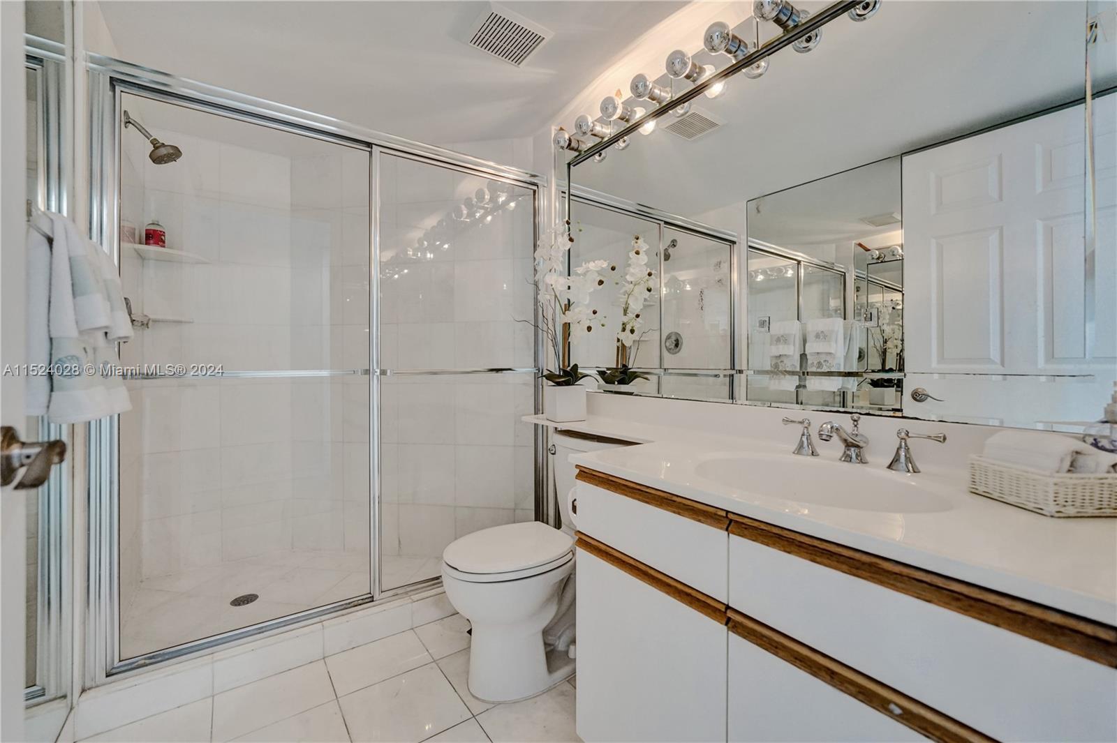 3500 Mystic Pointe Dr 3601, Aventura, Florida 33180, 3 Bedrooms Bedrooms, ,3 BathroomsBathrooms,Residentiallease,For Rent,3500 Mystic Pointe Dr 3601,A11524028