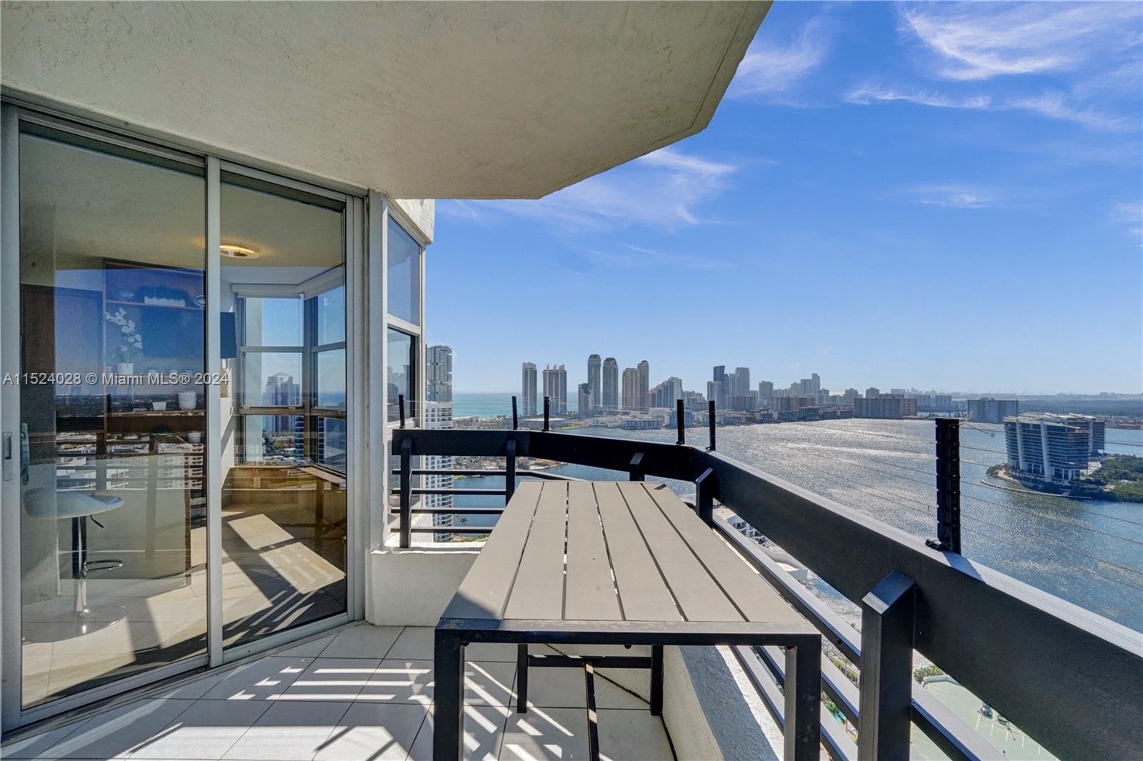 3500 Mystic Pointe Dr 3601, Aventura, Florida 33180, 3 Bedrooms Bedrooms, ,3 BathroomsBathrooms,Residentiallease,For Rent,3500 Mystic Pointe Dr 3601,A11524028