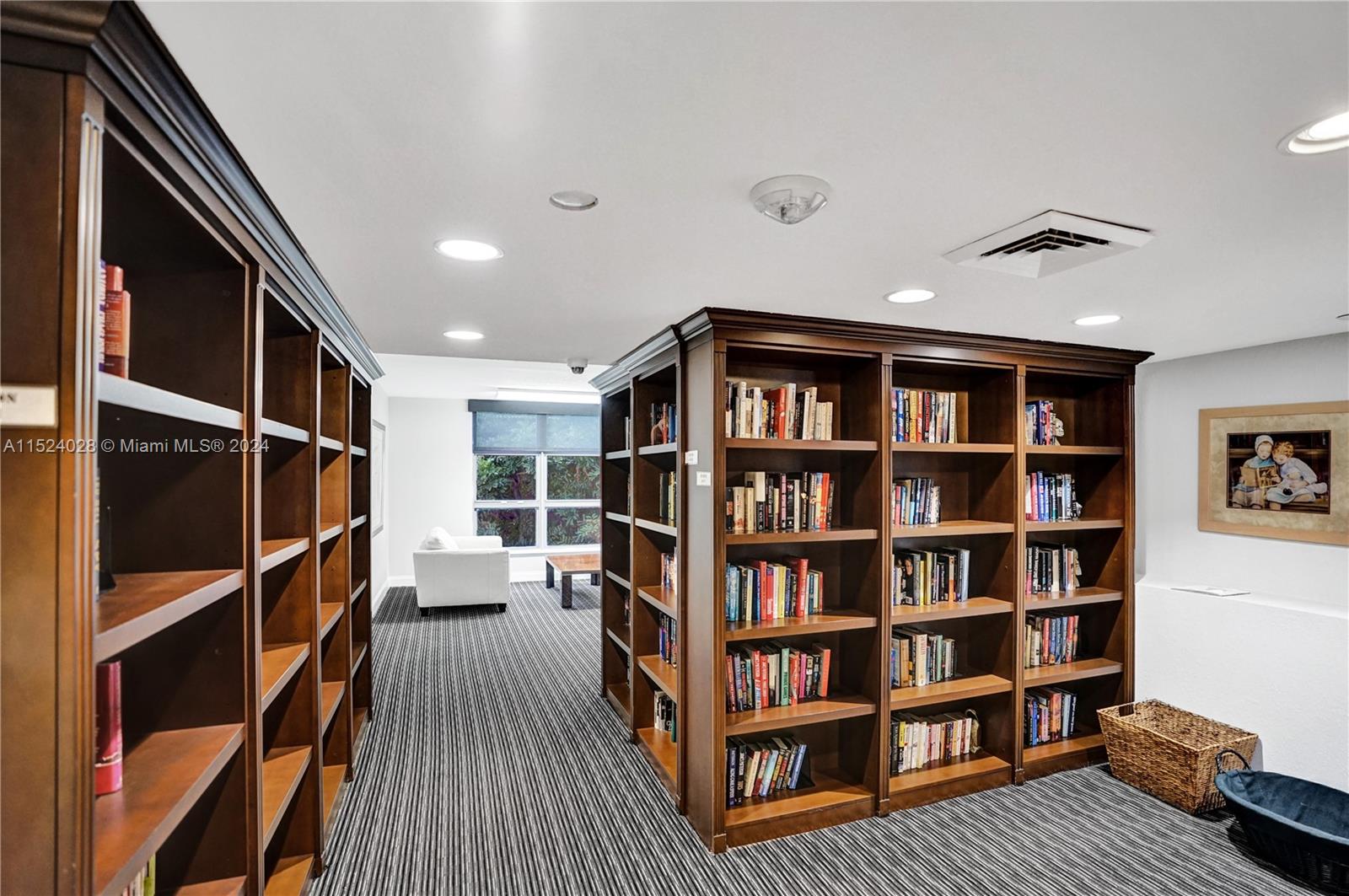 3500 Mystic Pointe Dr 3601, Aventura, Florida 33180, 3 Bedrooms Bedrooms, ,3 BathroomsBathrooms,Residentiallease,For Rent,3500 Mystic Pointe Dr 3601,A11524028