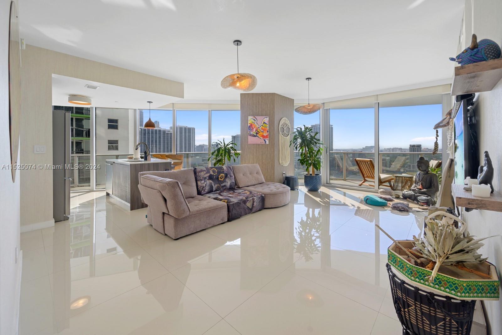 488 NE 18th St 2000, Miami, Florida 33132, 2 Bedrooms Bedrooms, ,2 BathroomsBathrooms,Residentiallease,For Rent,488 NE 18th St 2000,A11525074