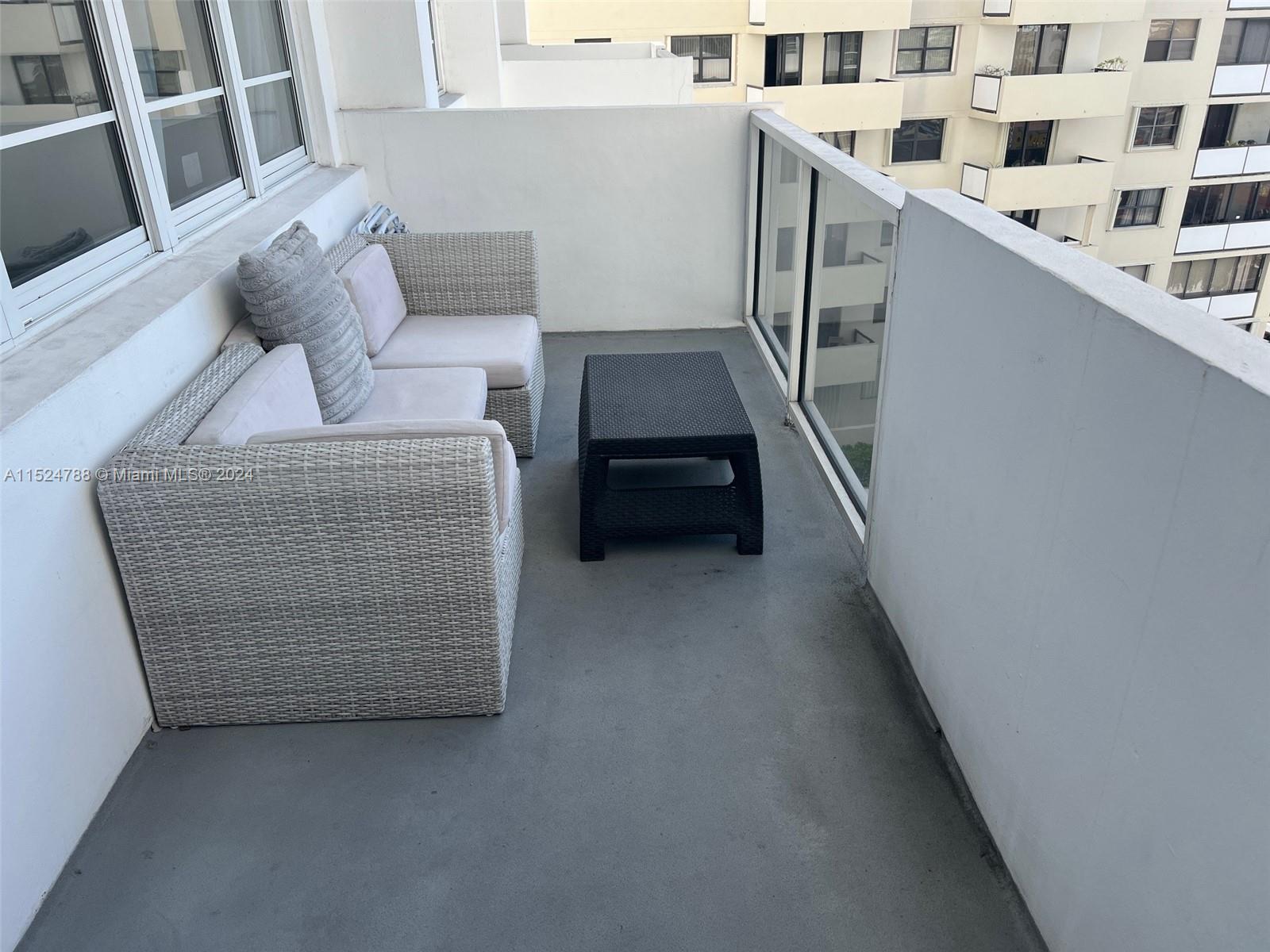 100  Lincoln Rd #620 For Sale A11524788, FL