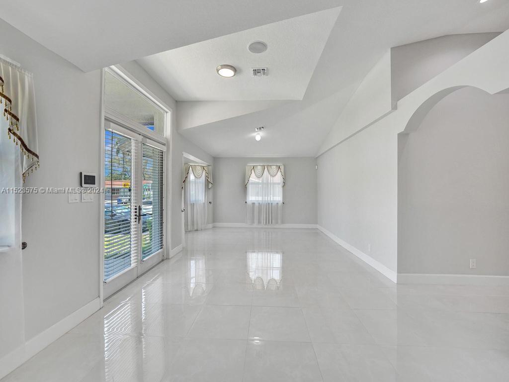 1030 SW 2nd St, Hallandale Beach, Florida 33009, 4 Bedrooms Bedrooms, ,2 BathroomsBathrooms,Residential,For Sale,1030 SW 2nd St,A11523575