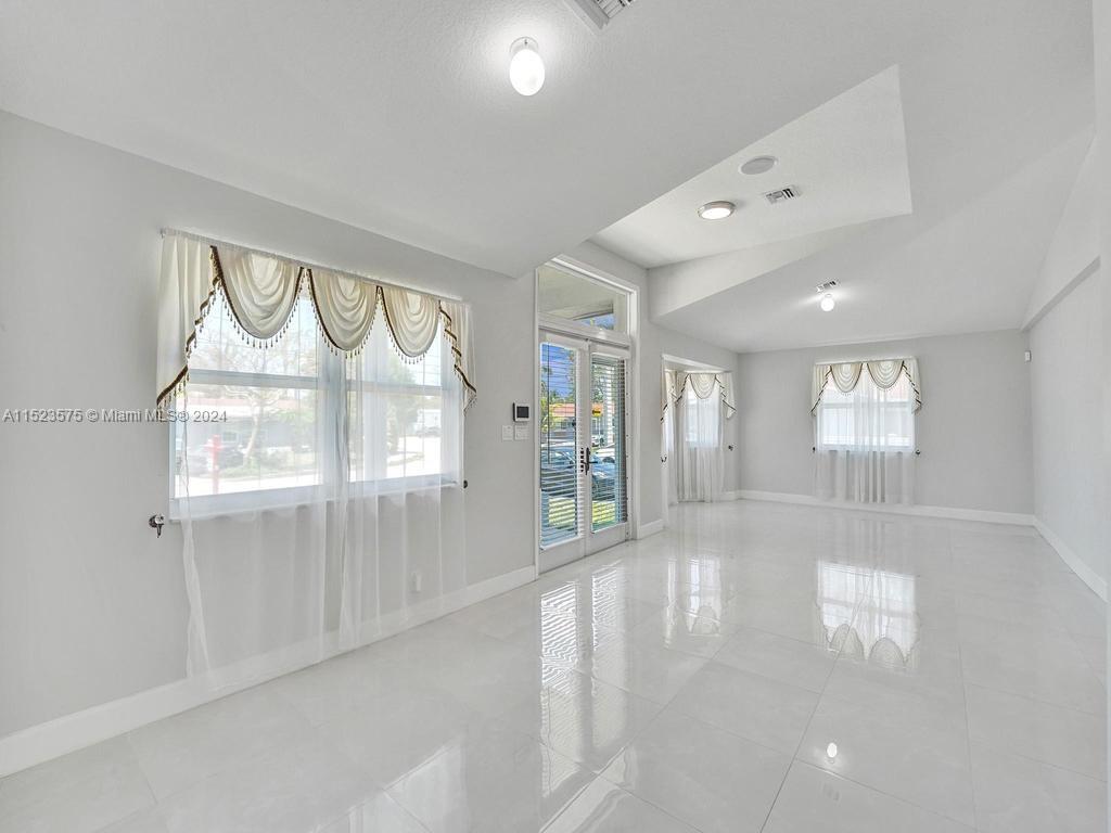 1030 SW 2nd St, Hallandale Beach, Florida 33009, 4 Bedrooms Bedrooms, ,2 BathroomsBathrooms,Residential,For Sale,1030 SW 2nd St,A11523575