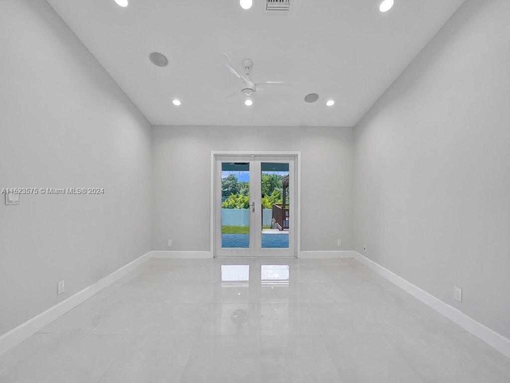 1030 SW 2nd St, Hallandale Beach, Florida 33009, 4 Bedrooms Bedrooms, ,2 BathroomsBathrooms,Residential,For Sale,1030 SW 2nd St,A11523575