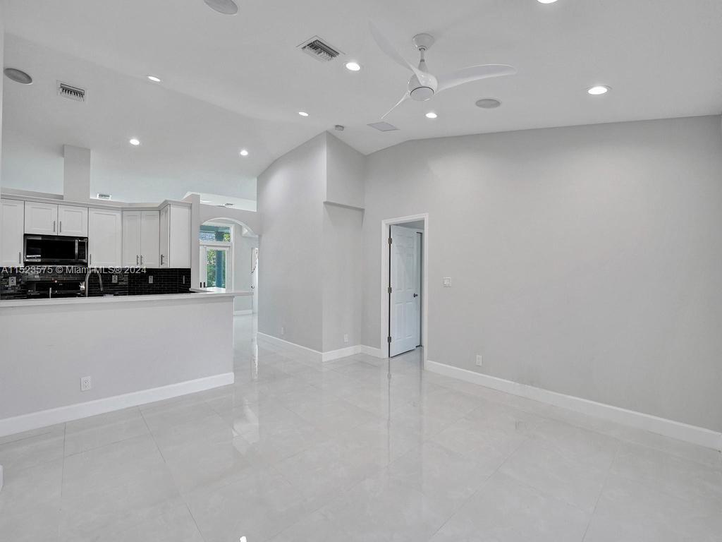 1030 SW 2nd St, Hallandale Beach, Florida 33009, 4 Bedrooms Bedrooms, ,2 BathroomsBathrooms,Residential,For Sale,1030 SW 2nd St,A11523575