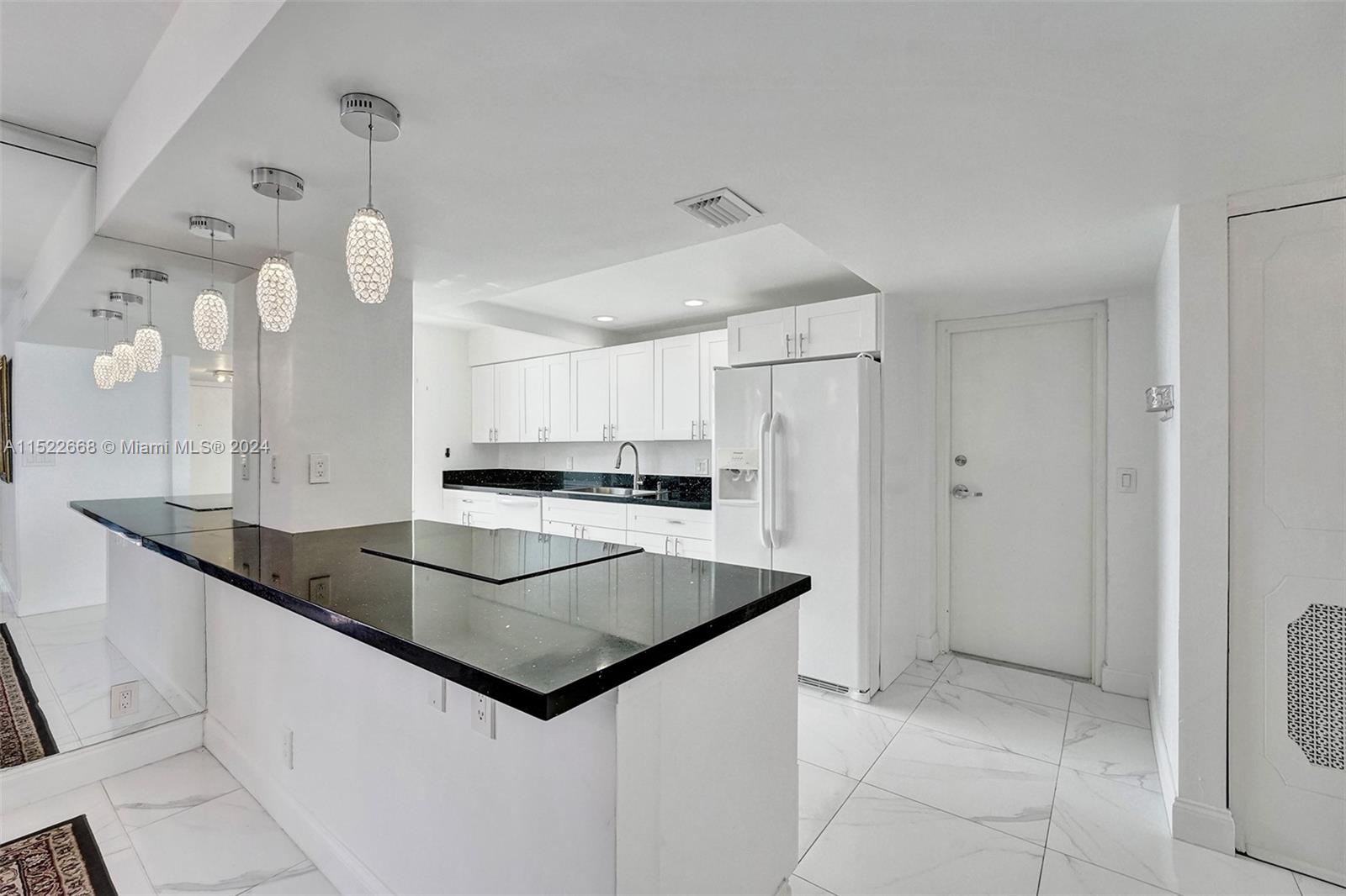 4280 Galt Ocean Dr 5F, Fort Lauderdale, Florida 33308, 3 Bedrooms Bedrooms, ,2 BathroomsBathrooms,Residentiallease,For Rent,4280 Galt Ocean Dr 5F,A11522668